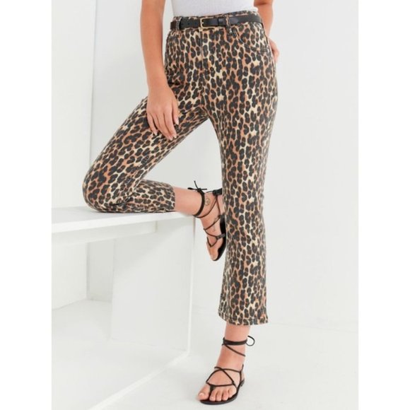 Urban Outfitters Denim - Urban outfitters cropped animal print jeans
